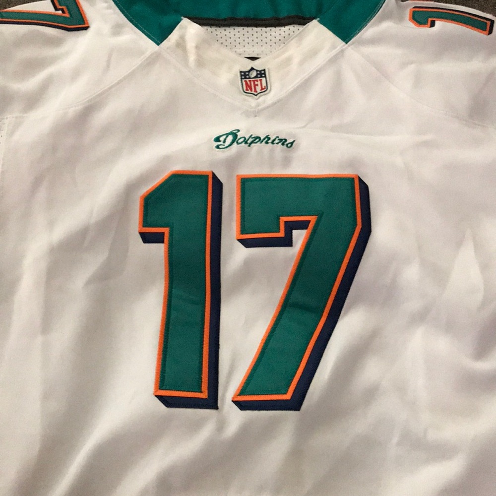 Ryan Tanehill jersey - Picture 3 of 3